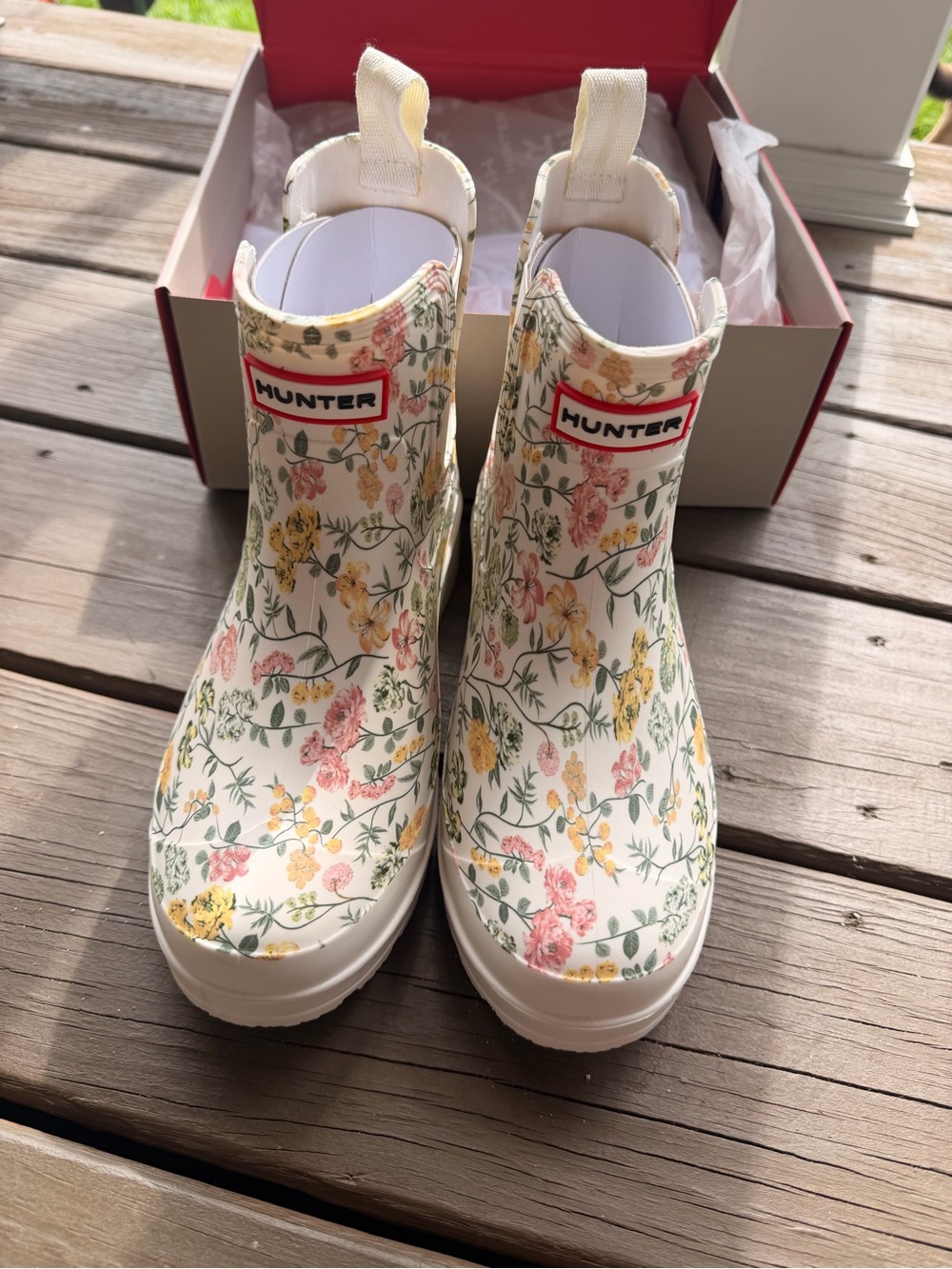 Hunter Floral Tabitha Rain Boot in White with Pink & Yellow Blooms - Picture 2 of 7